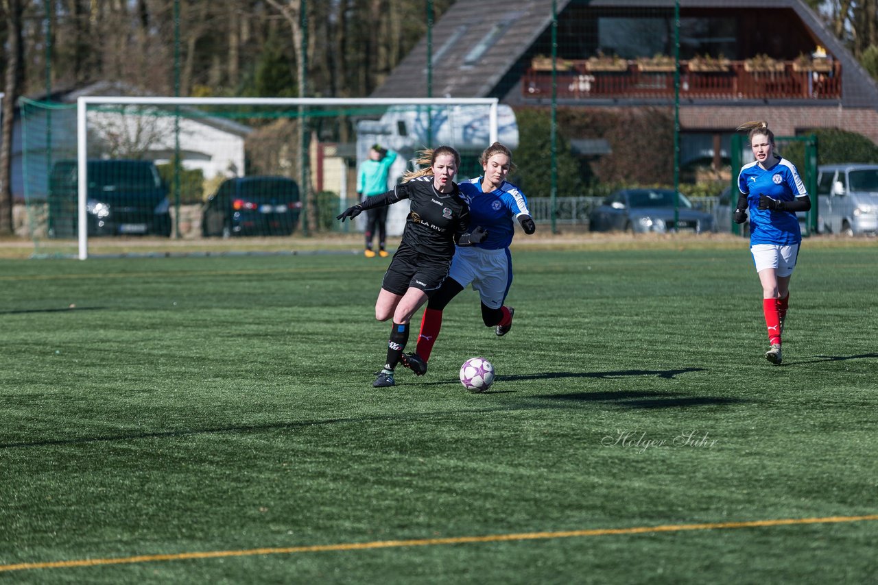 Bild 333 - B-Juniorinnen Halbfinale SVHU - Holstein Kiel : Ergebnis: 3:0